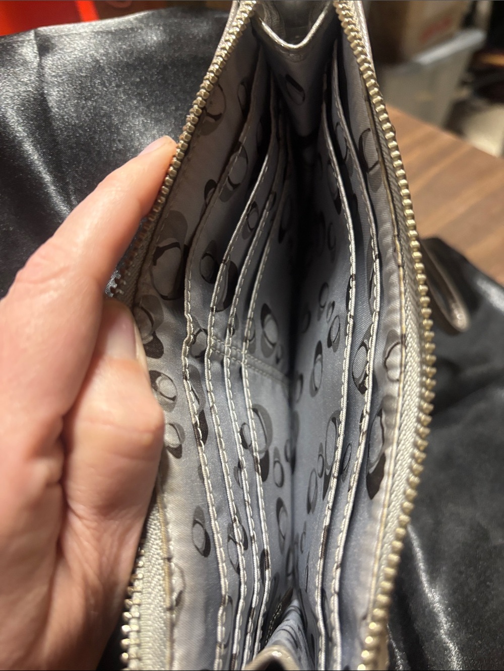 Coach Poppy Metallic Gray Silver Leather Wristlet Clutch - Picture 3 of 6
